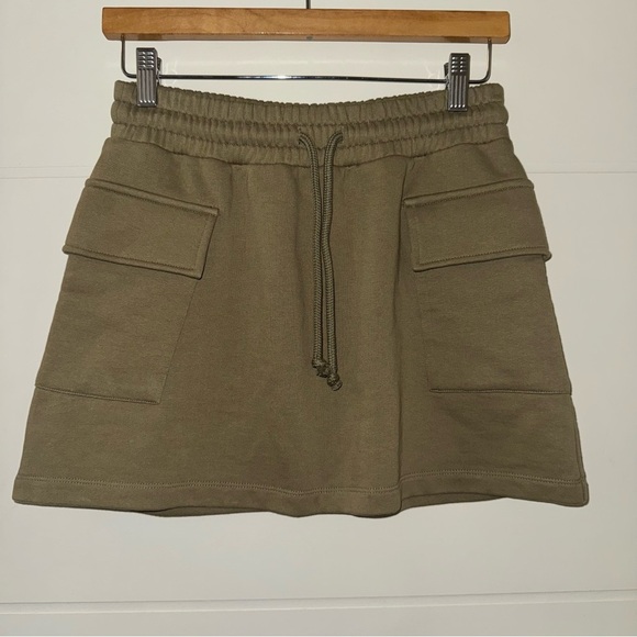 OAK + FORT Olive Cargo Mini Skirt - Picture 3 of 9